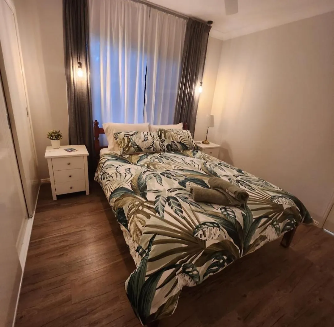 Seaside Guesthouse Scarborough Australia